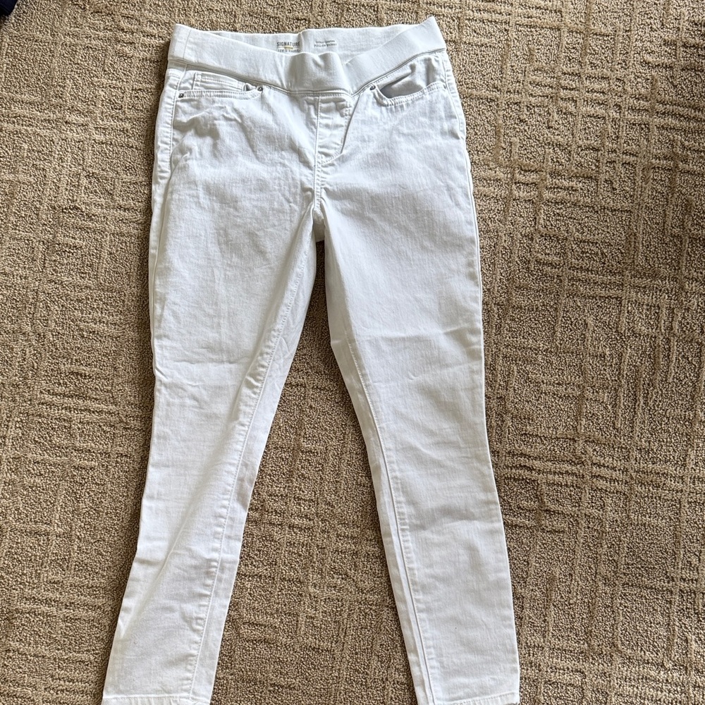 Levi's Women's Crisp White Jeggings